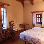 Casas De Zapatierno * Espierba