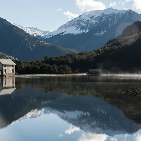 Casas De Zapatierno * Espierba
