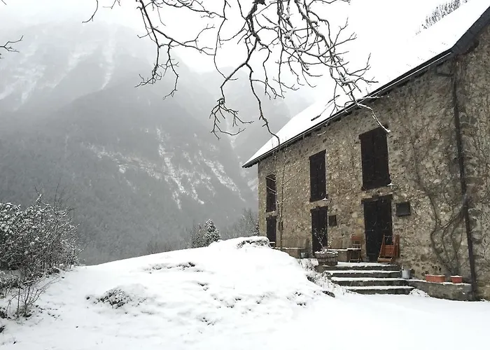 Casas De Zapatierno Casa rural Espierba