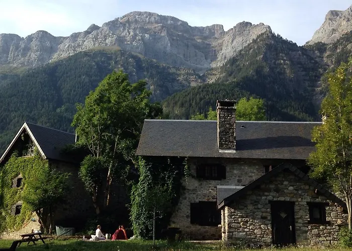 Casas De Zapatierno Espierba